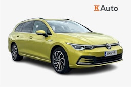 keltainen Volkswagen Golf 2022 kuva 1.