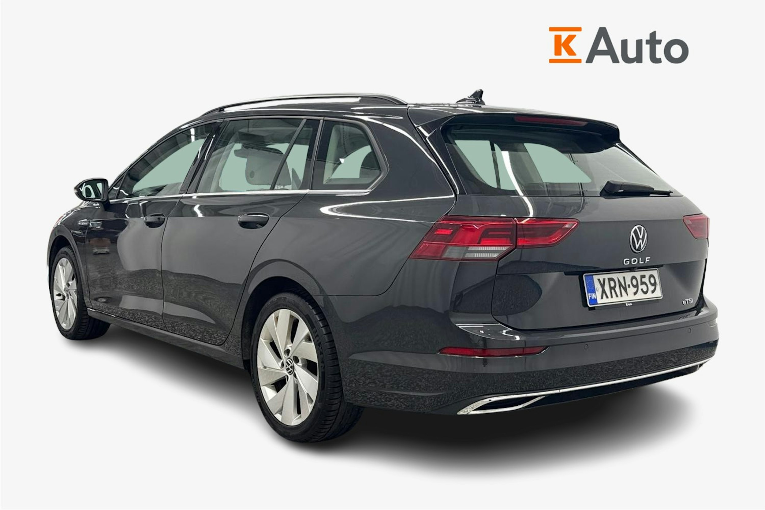 harmaa Volkswagen Golf 2022 kuva 2.