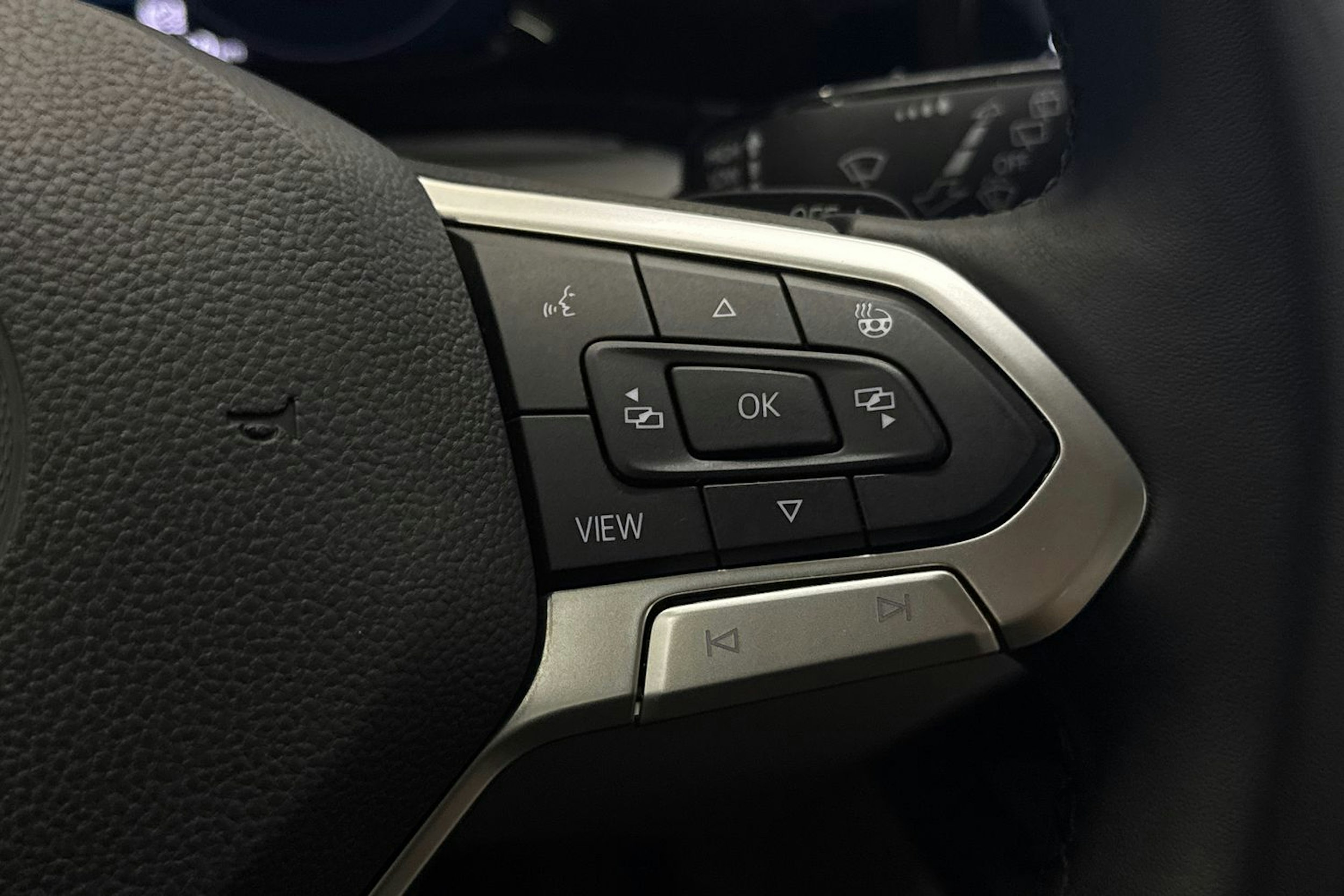 harmaa Volkswagen Golf 2022 kuva 15.