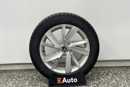 harmaa Volkswagen Golf 2022 kuva 39.