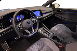 harmaa Volkswagen Golf 2022 kuva 8.