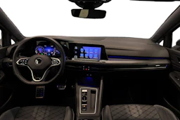 harmaa Volkswagen Golf 2022 kuva 9.