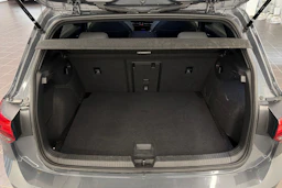 harmaa Volkswagen Golf 2022 kuva 15.