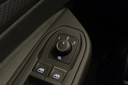 harmaa Volkswagen Golf 2022 kuva 24.