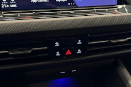 harmaa Volkswagen Golf 2022 kuva 28.