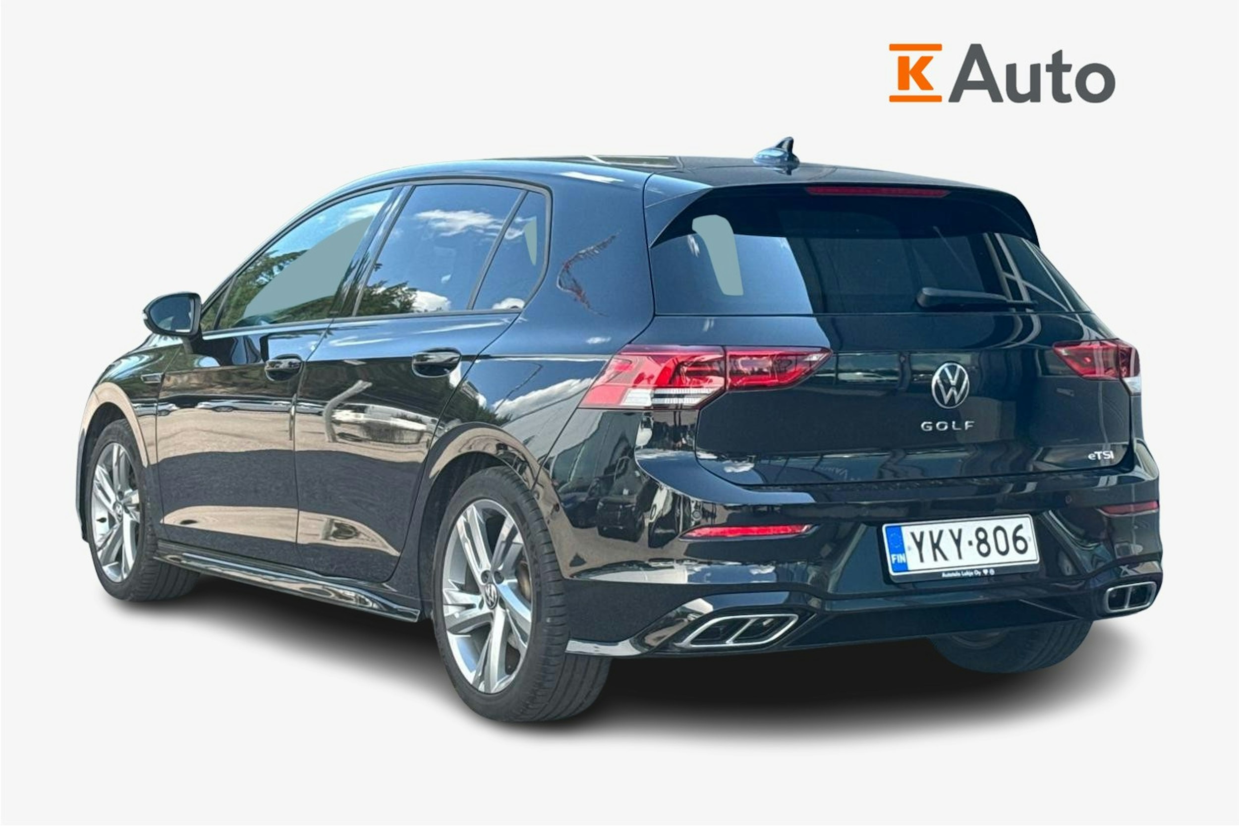 musta Volkswagen Golf 2022 kuva 2.