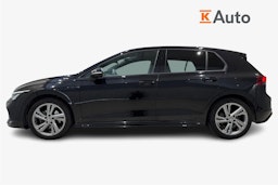 musta Volkswagen Golf 2022 kuva 6.