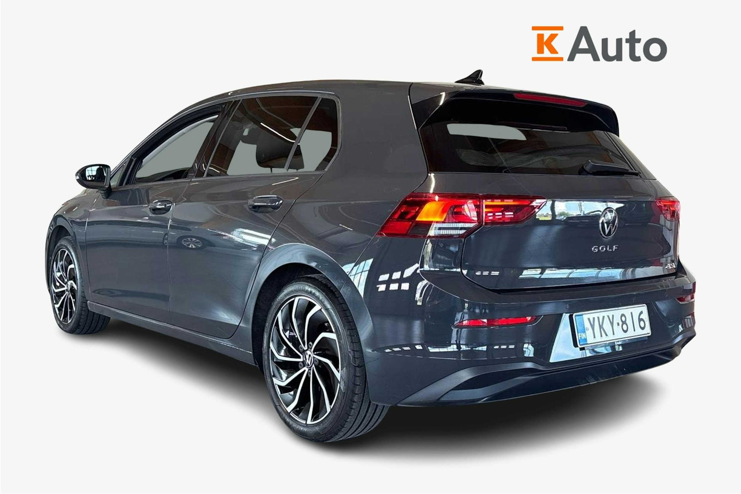 harmaa Volkswagen Golf 2022 kuva 2.
