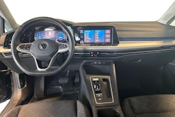 harmaa Volkswagen Golf 2022 kuva 9.