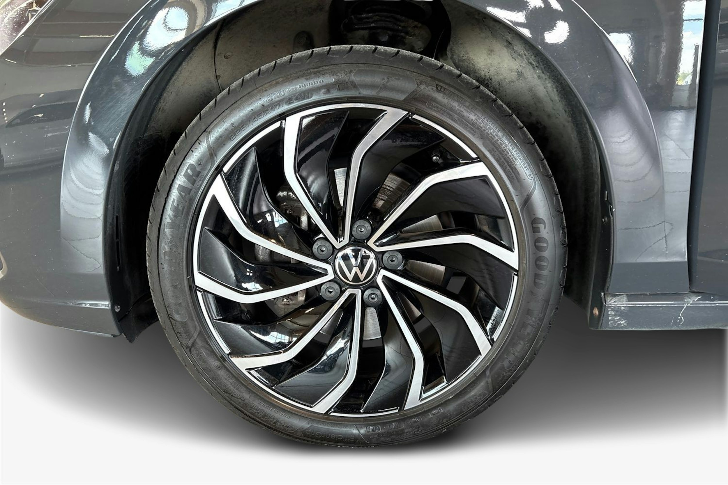 harmaa Volkswagen Golf 2022 kuva 11.