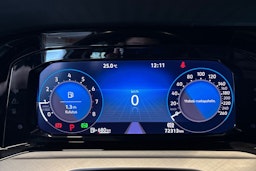 harmaa Volkswagen Golf 2022 kuva 14.