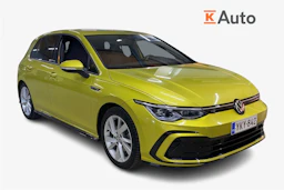 keltainen Volkswagen Golf 2022 kuva 1.
