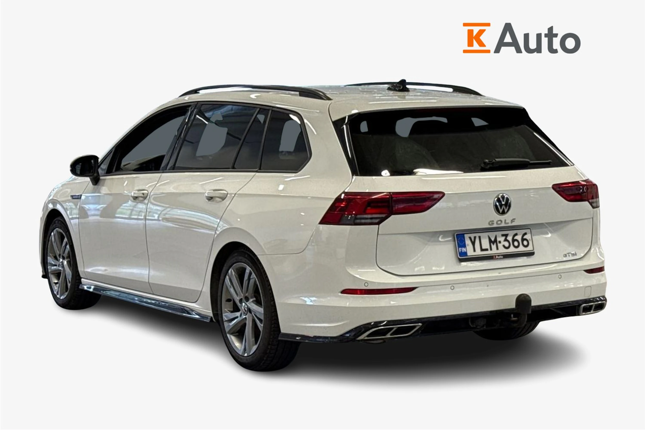 valkoinen Volkswagen Golf 2022 kuva 2.