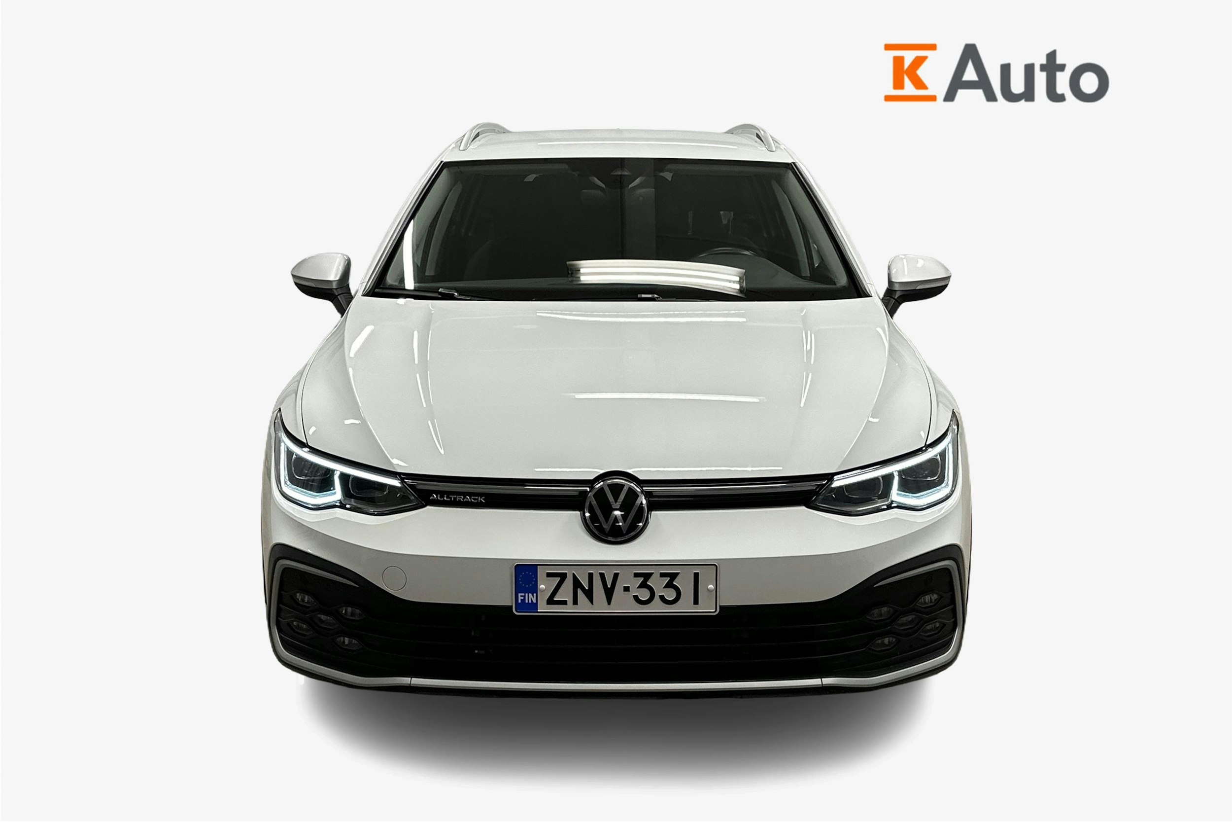 valkoinen Volkswagen Golf 2022 kuva 5.