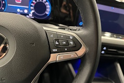 valkoinen Volkswagen Golf 2022 kuva 15.