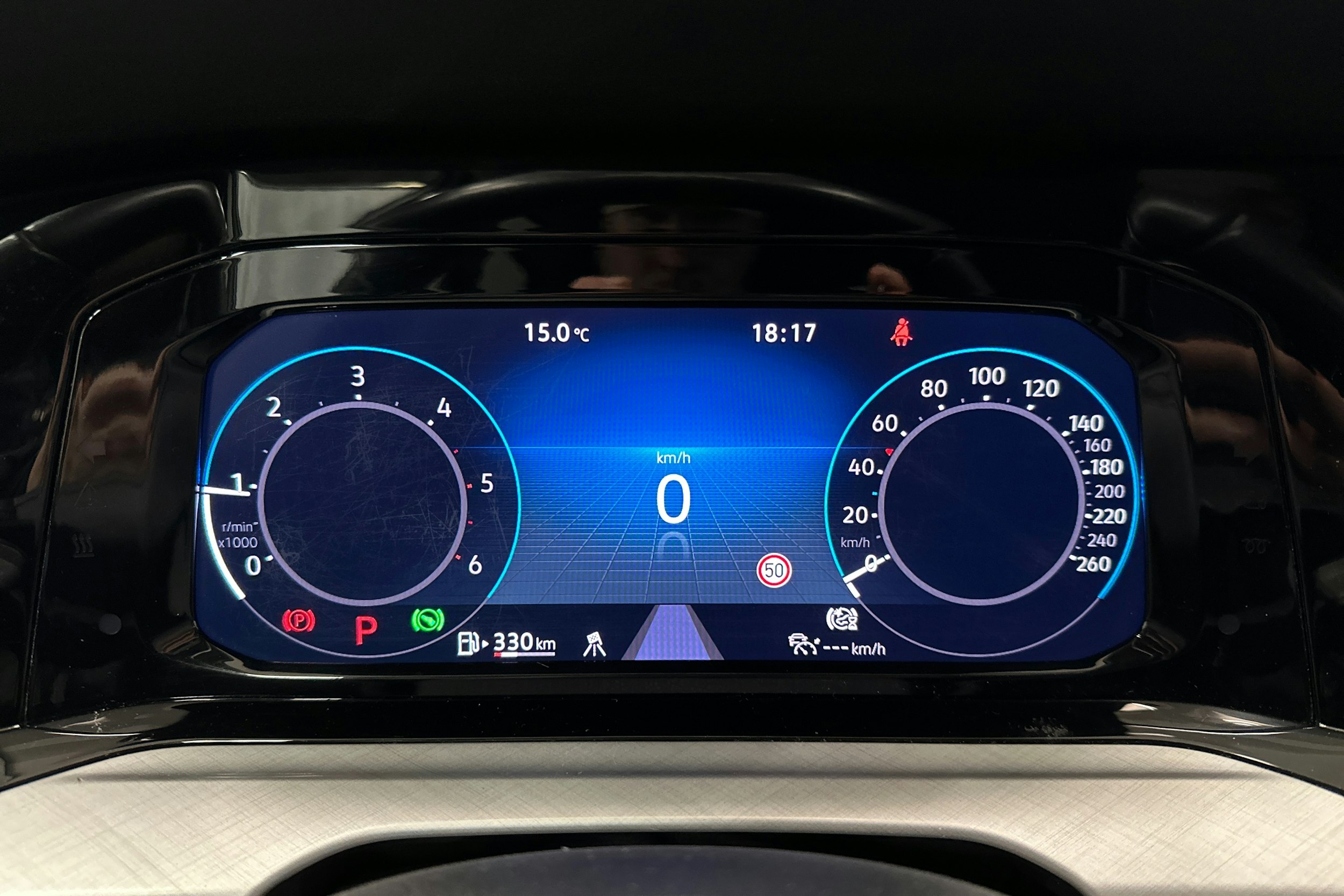 valkoinen Volkswagen Golf 2022 kuva 18.