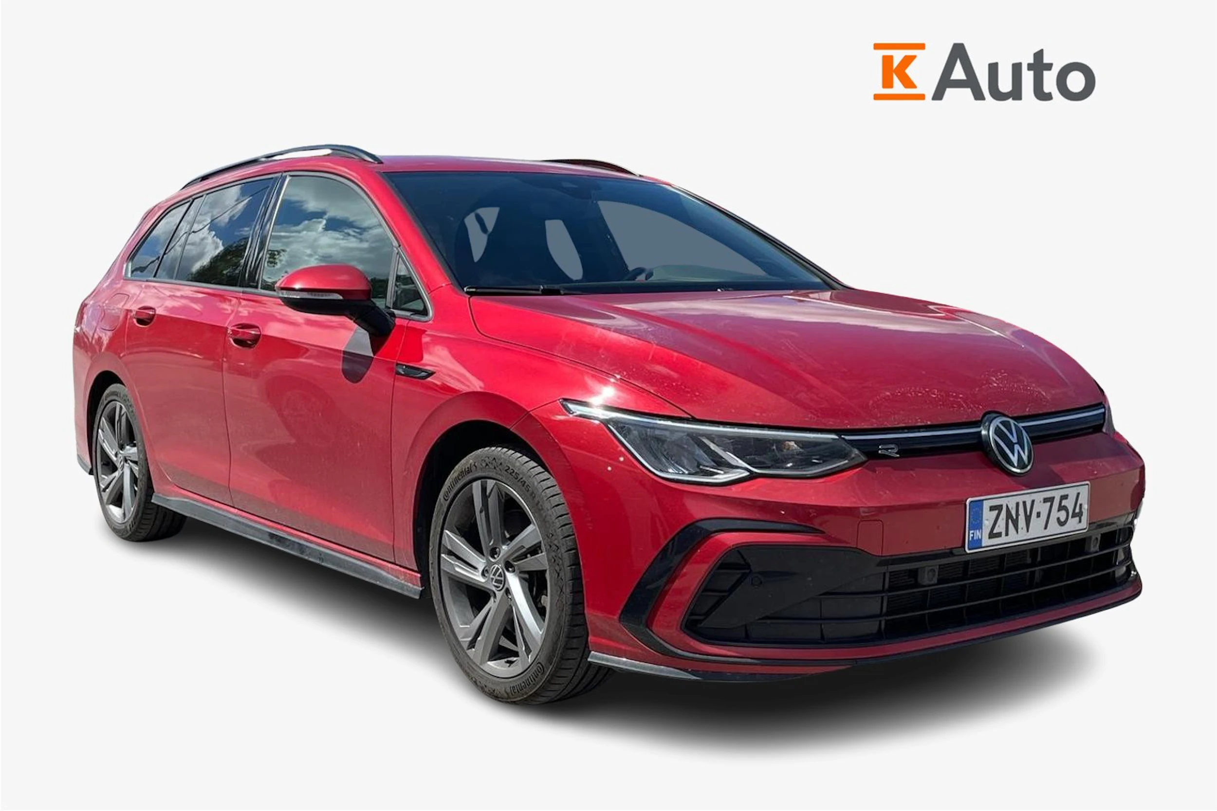 punainen Volkswagen Golf 2022 kuva 1.