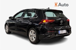 musta Volkswagen Golf 2022 kuva 2.