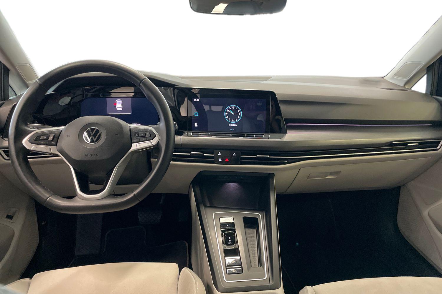 Volkswagen Golf 2022, photo 7/20
