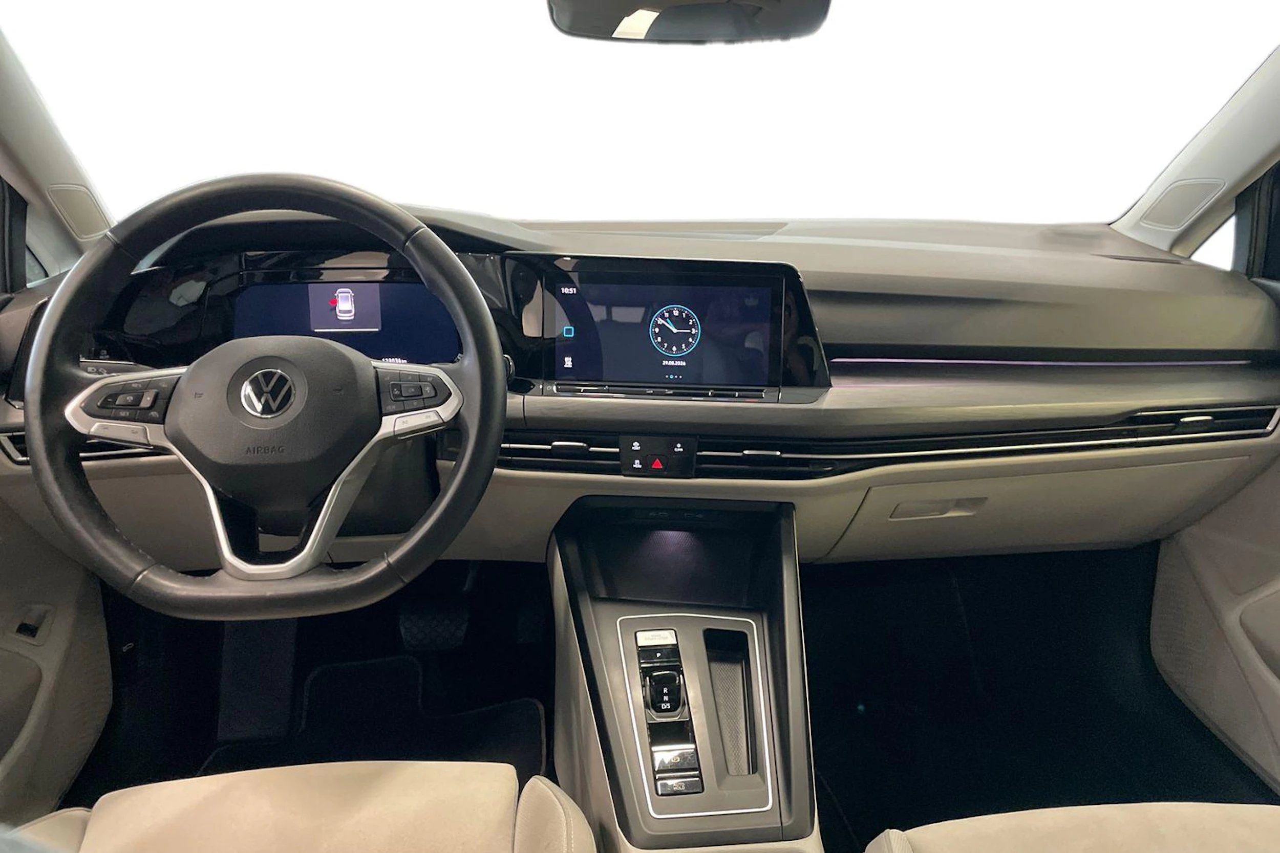 sininen Volkswagen Golf 2022 kuva 7.