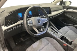met. harmaa Volkswagen Golf 2022 kuva 6.