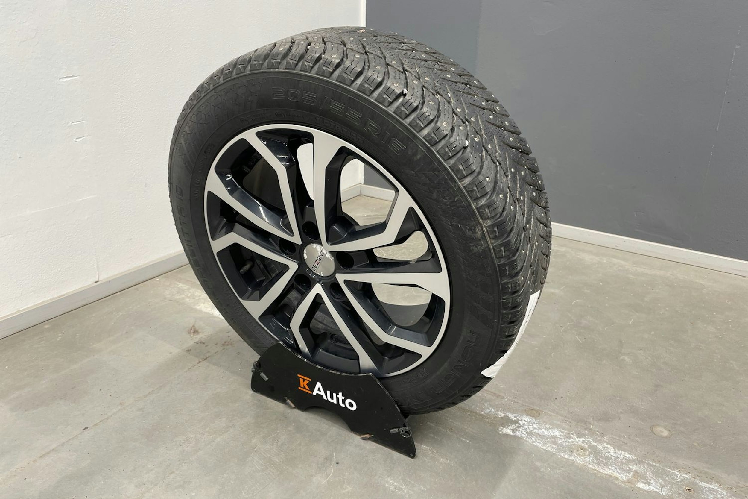 harmaa Volkswagen Golf 2022 kuva 14.