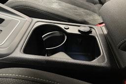 harmaa Volkswagen Golf 2022 kuva 26.