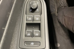 harmaa Volkswagen Golf 2022 kuva 30.