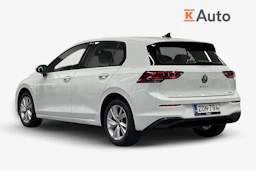 valkoinen Volkswagen Golf 2022 kuva 3.