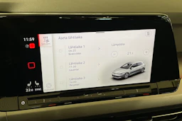 valkoinen Volkswagen Golf 2022 kuva 20.