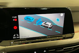 valkoinen Volkswagen Golf 2022 kuva 21.