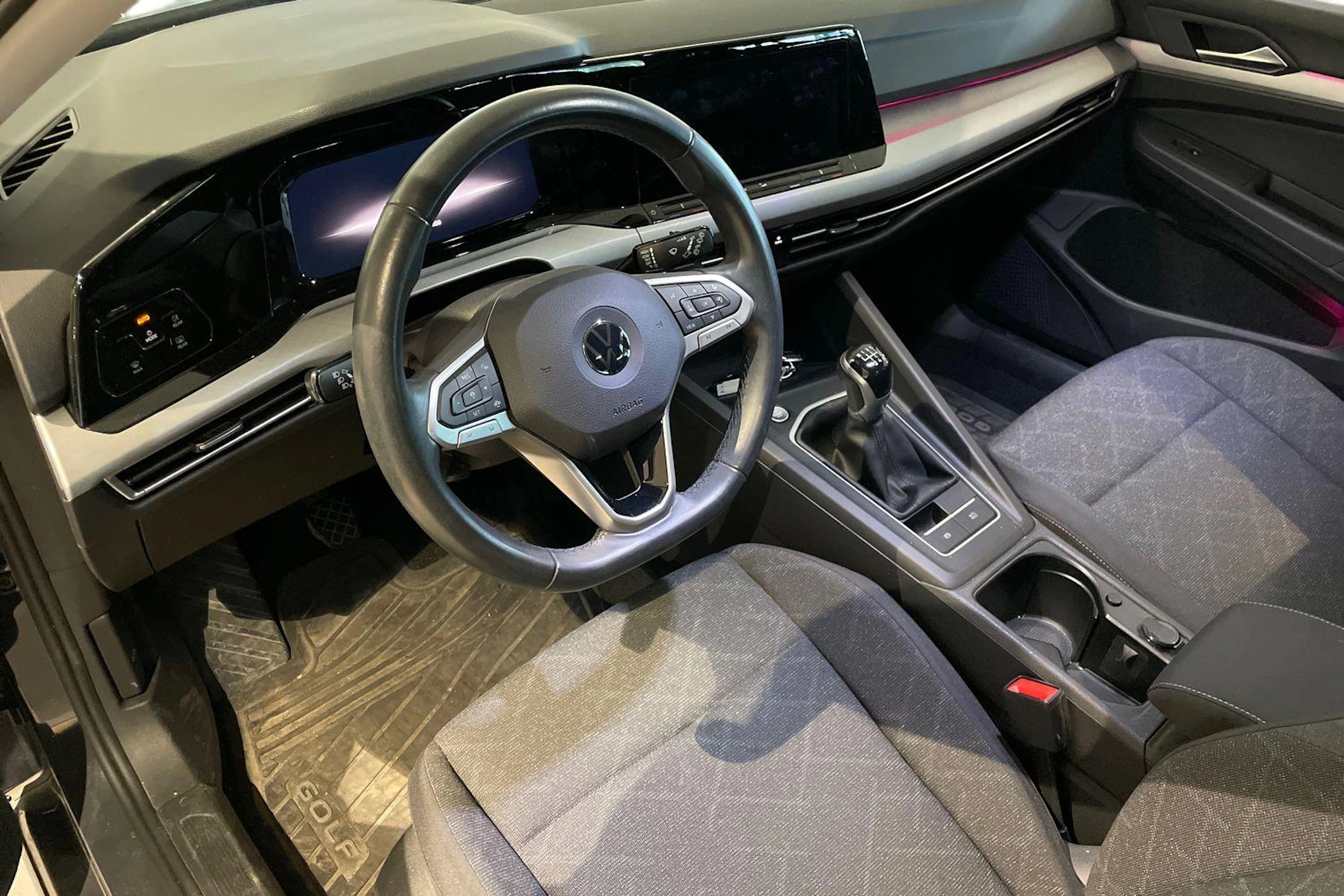 Harmaa Volkswagen GOLF 2022 kuva 3.