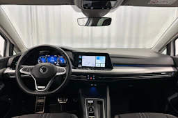 valkoinen Volkswagen Golf 2022 kuva 11.