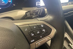 Harmaa Volkswagen Golf 2022 kuva 22.