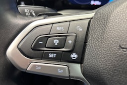 met. harmaa Volkswagen Golf 2022 kuva 17.