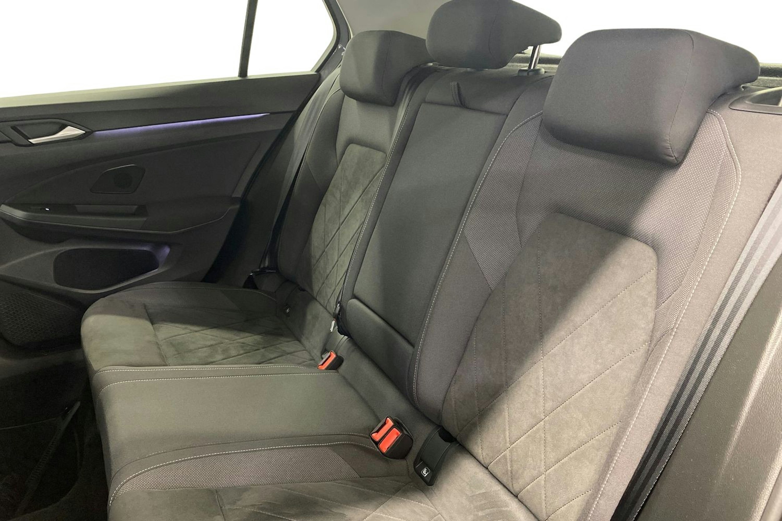 harmaa Volkswagen Golf 2022 kuva 10.