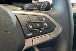 harmaa Volkswagen Golf 2022 kuva 15.