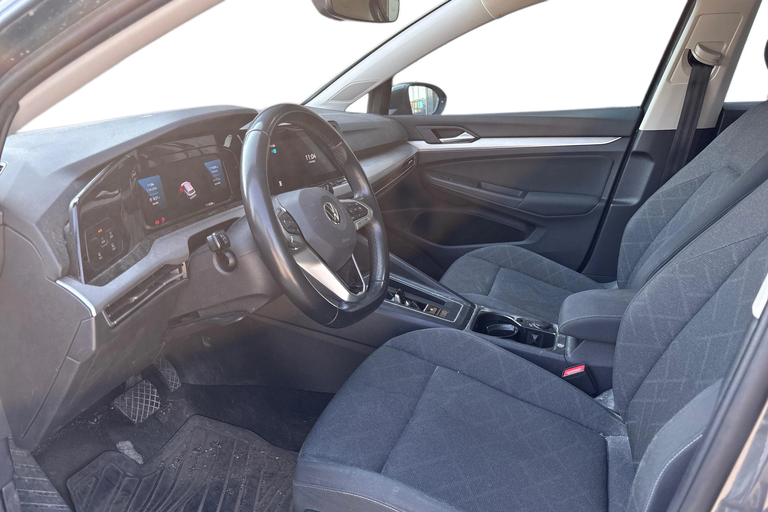 harmaa Volkswagen Golf 2022 kuva 3.