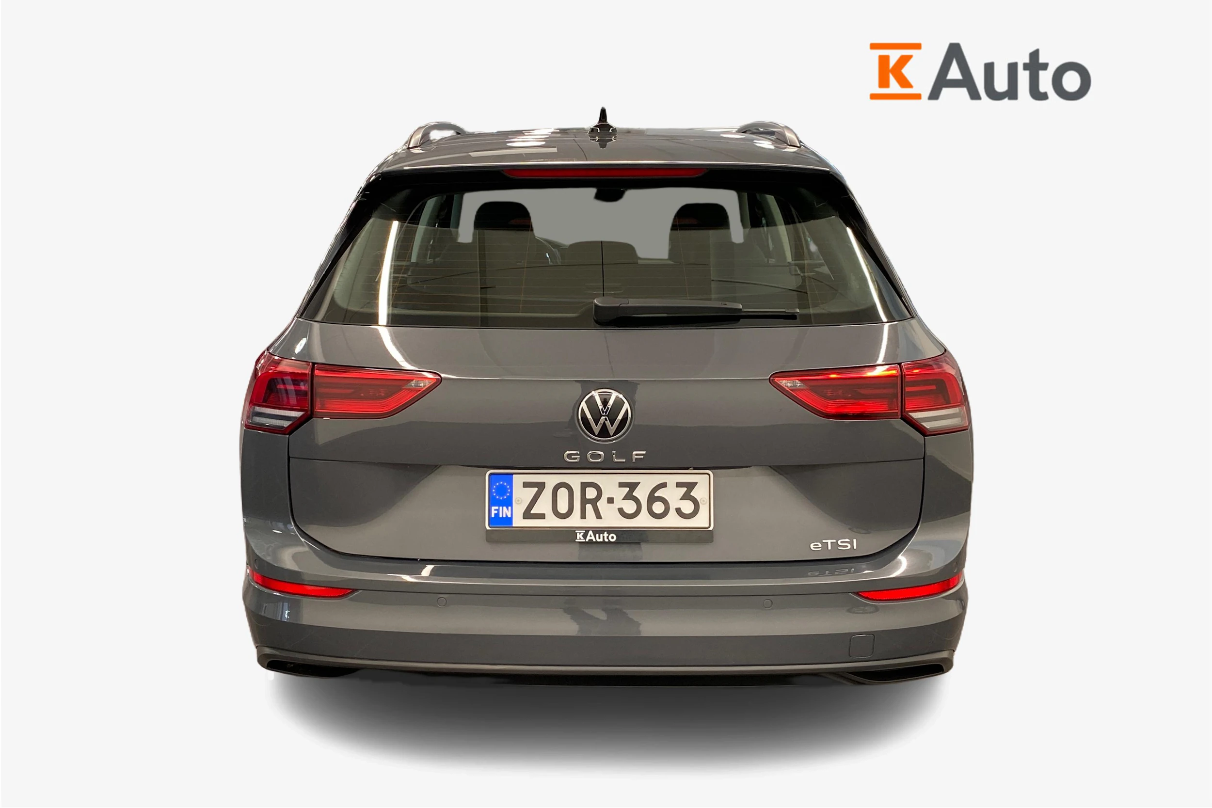 harmaa Volkswagen Golf 2022 kuva 4.