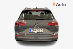 harmaa Volkswagen Golf 2022 kuva 4.