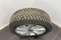 harmaa Volkswagen Golf 2022 kuva 19.