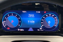 harmaa Volkswagen Golf 2022 kuva 20.