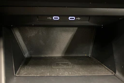 harmaa Volkswagen Golf 2022 kuva 28.