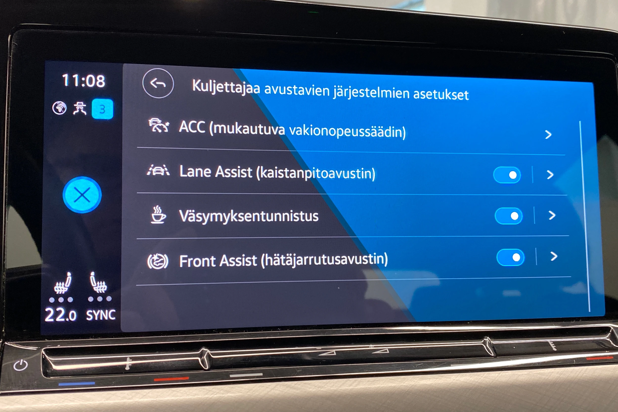 harmaa Volkswagen Golf 2022 kuva 29.