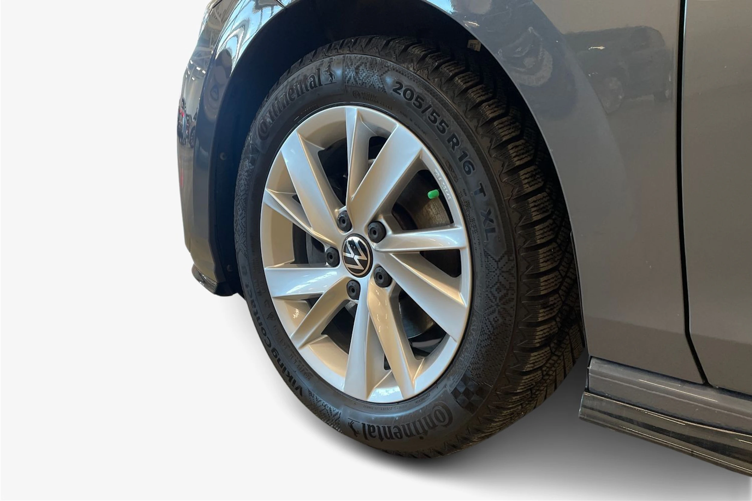 harmaa Volkswagen Golf 2022 kuva 12.