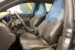 harmaa Volkswagen Golf 2022 kuva 15.