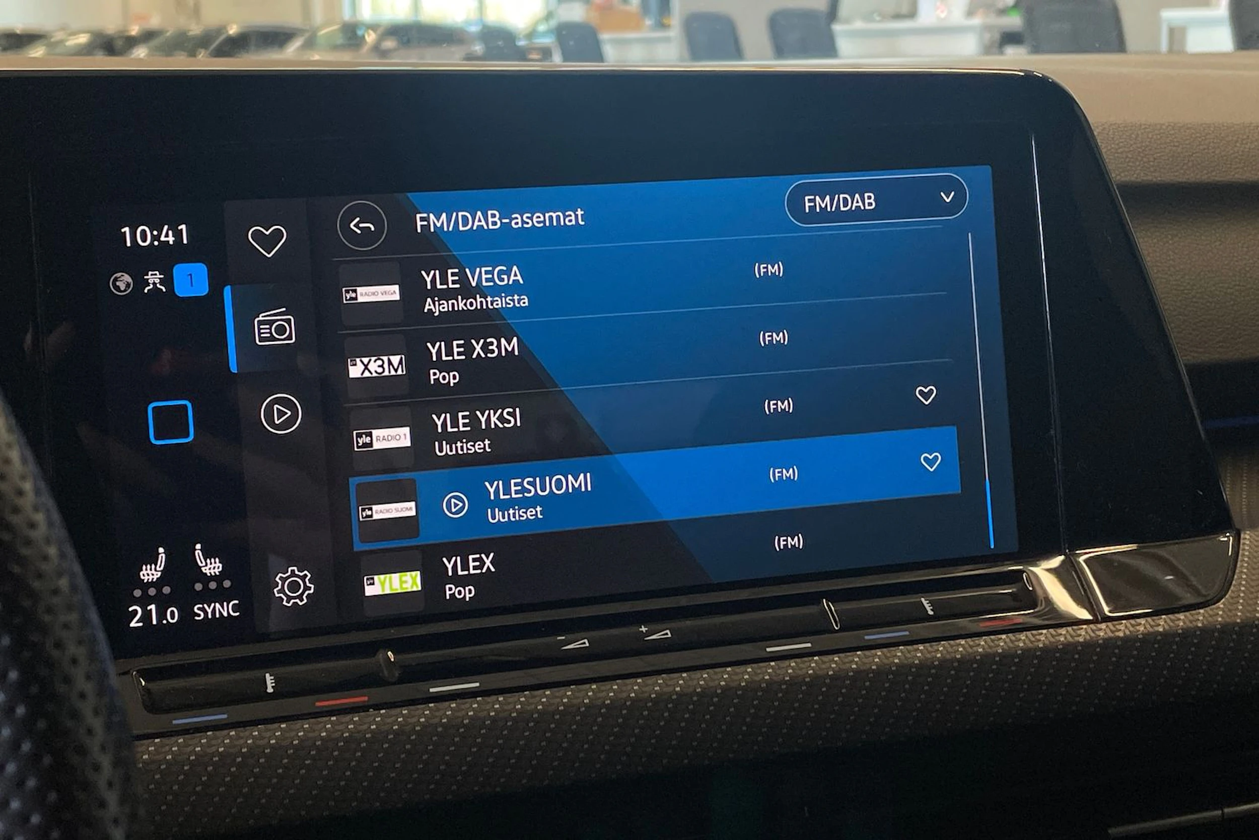 harmaa Volkswagen Golf 2022 kuva 21.