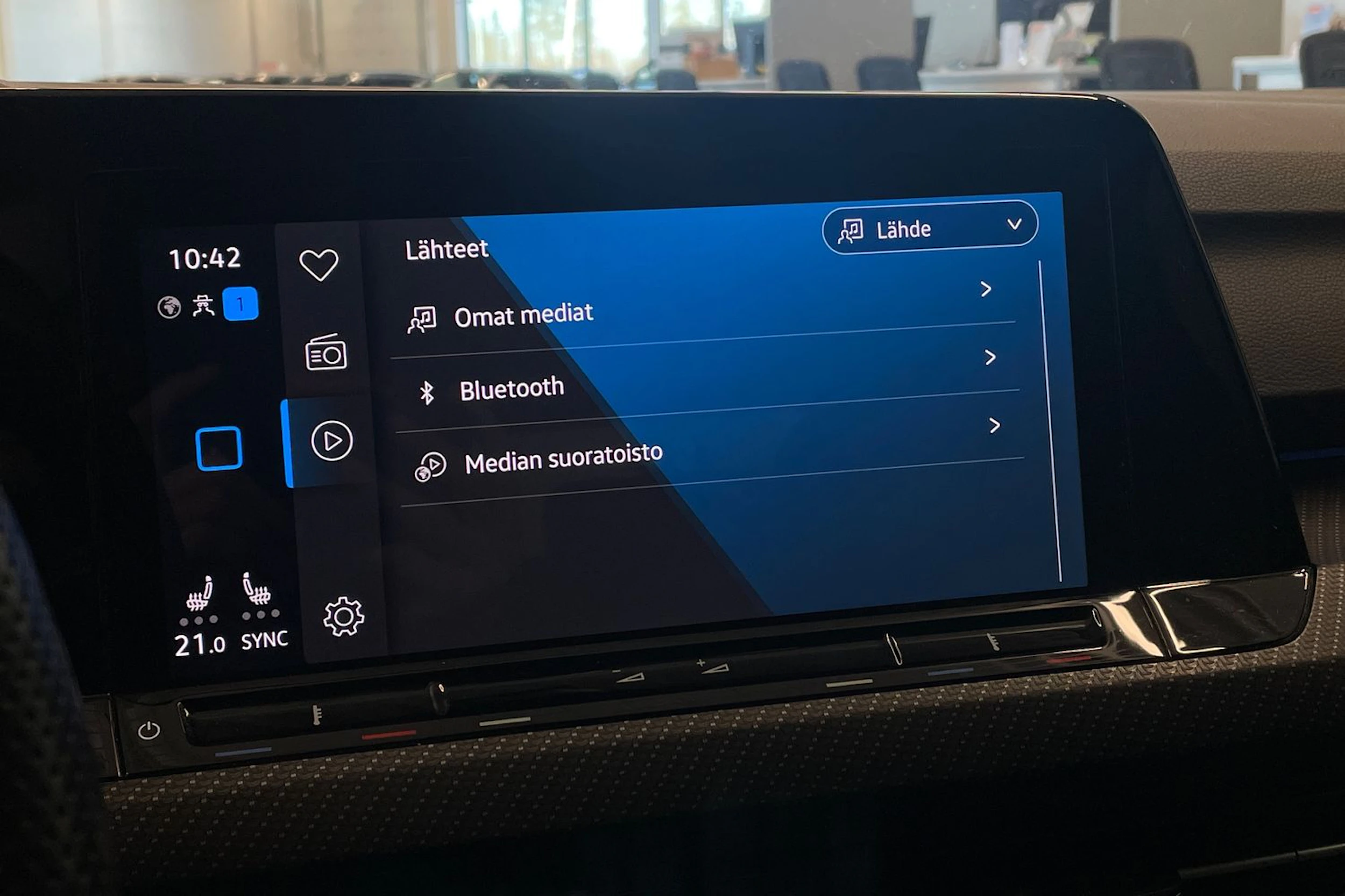 harmaa Volkswagen Golf 2022 kuva 22.