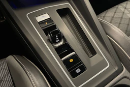 harmaa Volkswagen Golf 2022 kuva 30.