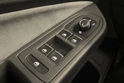 harmaa Volkswagen Golf 2022 kuva 31.